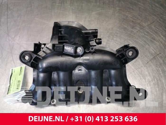 Peugeot 308 Intake manifold O107094