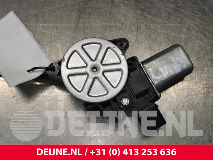 Tesla Model S Schiebedach Motor O107118