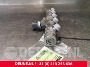 Renault Master Einspritzdüse (Einspritzer) O107143 foto 2