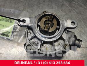 Renault Master Vacuum pump (diesel) O107183 photo 2