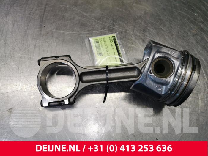Renault Master Piston O107133