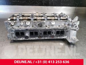 Mercedes Sprinter Cilinderkop O107302 foto 2