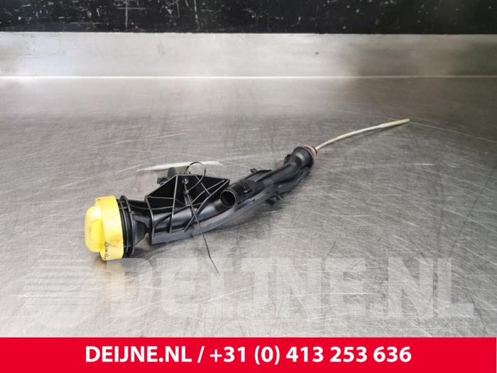 Renault Trafic Olie Peilstok O107310