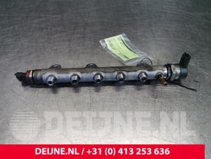 Renault Trafic Fuel injector nozzle O107311 photo 4