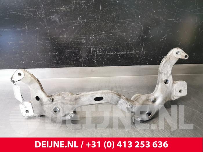 Porsche Cayenne Motorbalken O107358