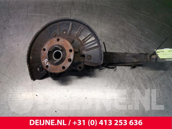 Porsche Cayenne Achsschenkel rechts vorne O107410