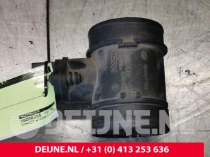 Gebruikte Luchtmassameter Porsche Cayenne (9PA) 4.5 S V8 32V Prijs € 20,00 Margeregeling aangeboden door van Deijne Onderdelen Uden B.V.