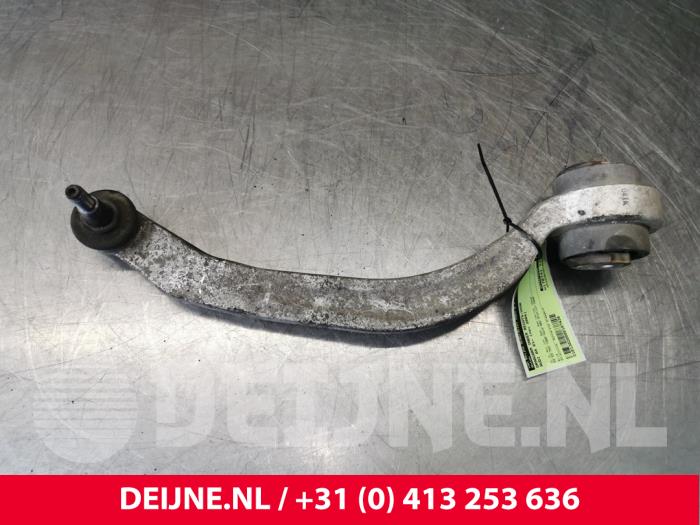 Audi A4 Querlenker unten rechts vorne O107438
