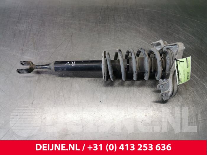 Audi A4 Stoßdämpferstrebe rechts vorne O107443