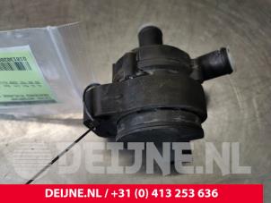 Mercedes ML-Klasse Zusätzliche Wasserpumpe O107451 foto 3