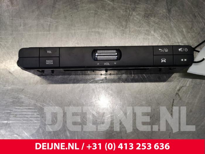 Mercedes Sprinter Radiobedienings paneel O107492