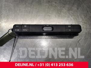 Mercedes Sprinter Radiobedienfeld O107492 foto 3
