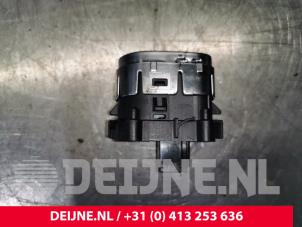Mercedes Sprinter Start/Stopp Schalter O107503 foto 2