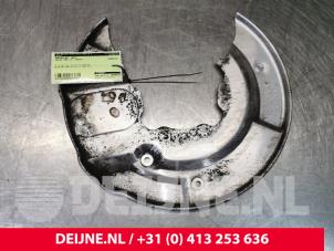 Gebruikte Ankerplaat (Rem) Volvo V90 Prijs € 20,00 Margeregeling aangeboden door van Deijne Onderdelen Uden B.V.