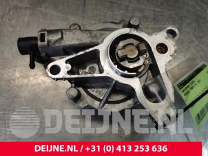 Renault Trafic Vacuum pump (diesel) O107596 photo 4