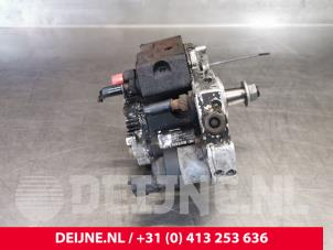 Opel Vivaro Kraftstoffpumpe Mechanisch O107604 foto 2
