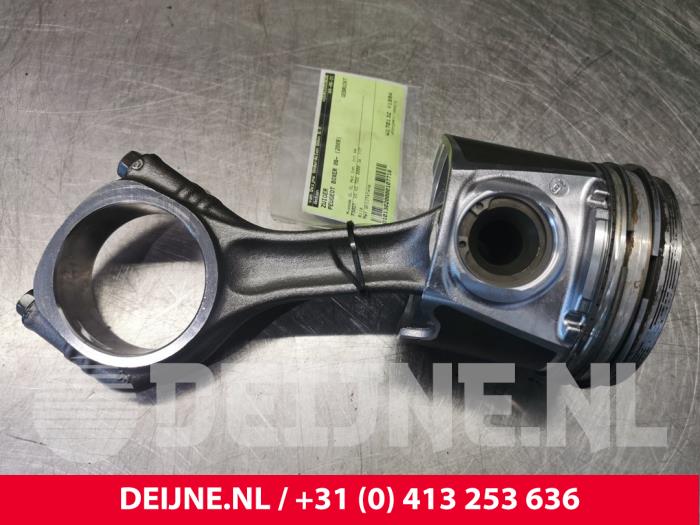 Gebruikte Zuiger Peugeot Boxer (U9) 3.0 HDi 160 Euro 4 Prijs € 60,50 Inclusief btw aangeboden door van Deijne Onderdelen Uden B.V.