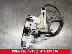 Mercedes Sprinter Deurslot Mechaniek 2Deurs rechts O107774 foto 3