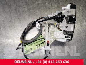 Mercedes Sprinter Deurslot Mechaniek 2Deurs rechts O107774 foto 4