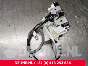 Mercedes Sprinter Deurslot Mechaniek 2Deurs rechts O107775 foto 4