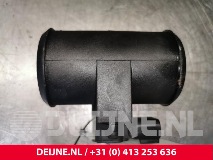 Gebruikte Luchtmassameter Ford Transit 2.4 TDCi 16V RWD Prijs € 24,20 Inclusief btw aangeboden door van Deijne Onderdelen Uden B.V.