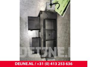 Renault Master Kühlgebläse Relais O107808 foto 2