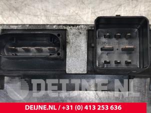 Renault Master Kühlgebläse Relais O107808 foto 3