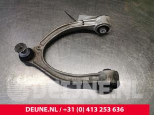 Mercedes C-Klasse Querlenker oben rechts vorne O107823 foto 2