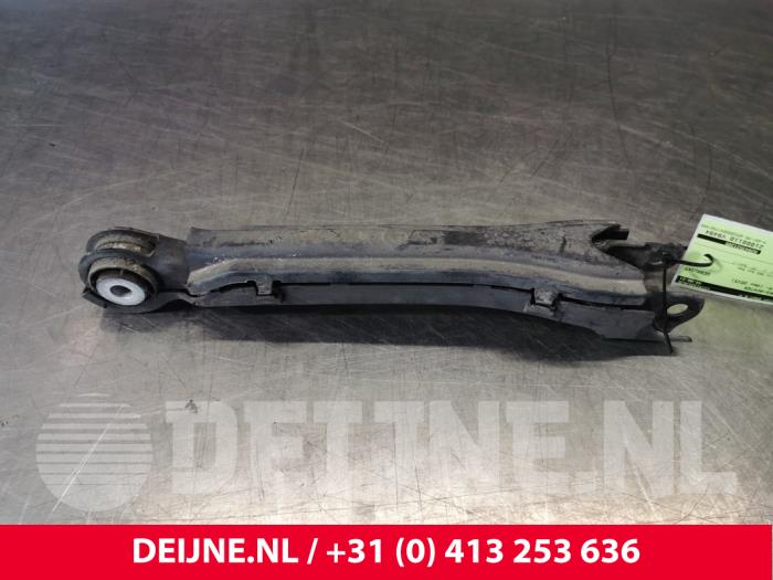 Mercedes C-Klasse Draagarm onder links-achter O107848