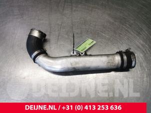 Gebruikte Intercooler Buis Mercedes C (W205) C-220 2.2 CDI BlueTEC, C-220 d 16V Prijs € 30,00 Margeregeling aangeboden door van Deijne Onderdelen Uden B.V.