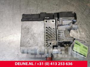 Gebruikte Standkachel Volkswagen Touareg (7LA/7L6) 2.5 TDI R5 Prijs € 45,00 Margeregeling aangeboden door van Deijne Onderdelen Uden B.V.