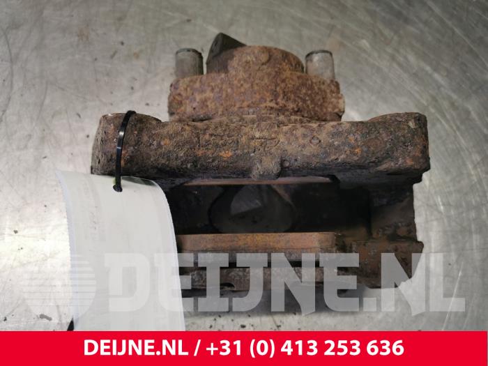 Volkswagen Touareg Front brake calliper, left O107932