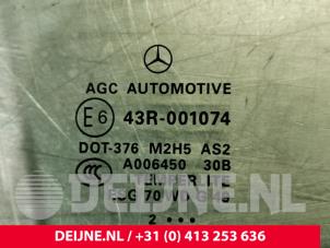 Mercedes ML-Klasse Door window 4-door, front right O107947 photo 2