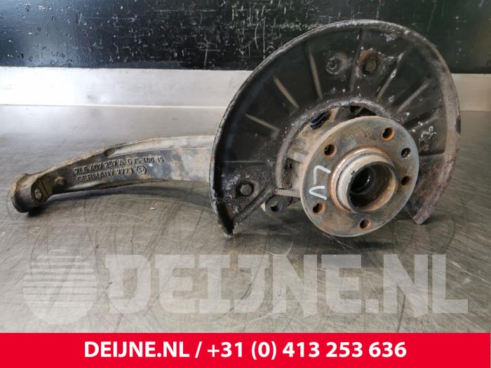 Volkswagen Touareg Knuckle, front left O107953