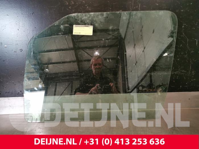 Mercedes Sprinter Türscheibe 2-türig rechts O107960