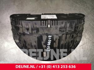 Volkswagen Crafter Odometer KM O108034 photo 2