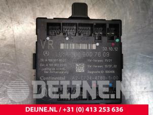 Mercedes ML-Klasse Central door locking module O108074 photo 3