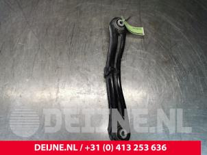 Mercedes ML-Klasse Draagarm boven links-achter O108093 foto 2
