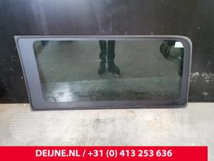 Mercedes Sprinter Extra Ruit 2Deurs rechts-achter O108123 foto 2