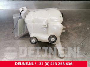 Mercedes ML-Klasse Expansion vessel O108206 photo 3