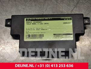 Tesla Model 3 Modul (sonstige) O108485 foto 3
