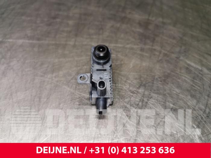 Tesla Model 3 Kamera Vorderseite O108503