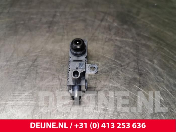 Tesla Model 3 Kamera Vorderseite O108504