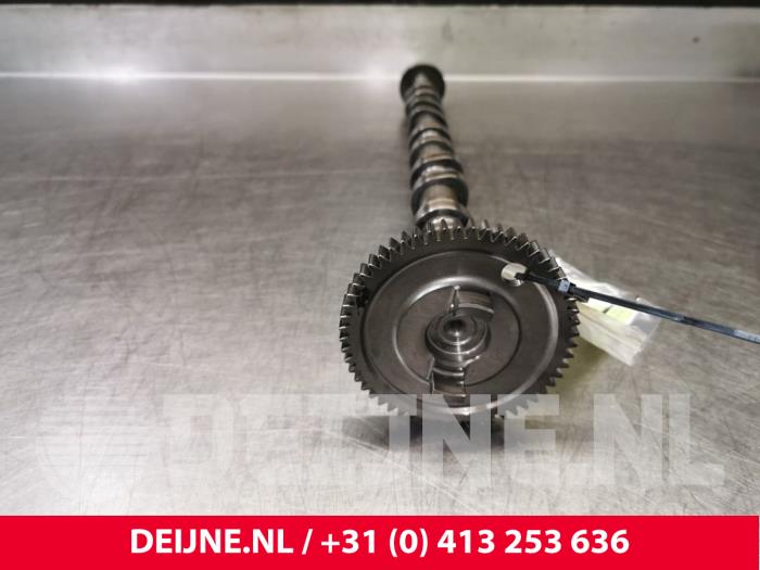 Gebruikte Nokkenas Volvo XC70 (BZ) 2.4 D5 20V 205 AWD Prijs € 150,00 Margeregeling aangeboden door van Deijne Onderdelen Uden B.V.