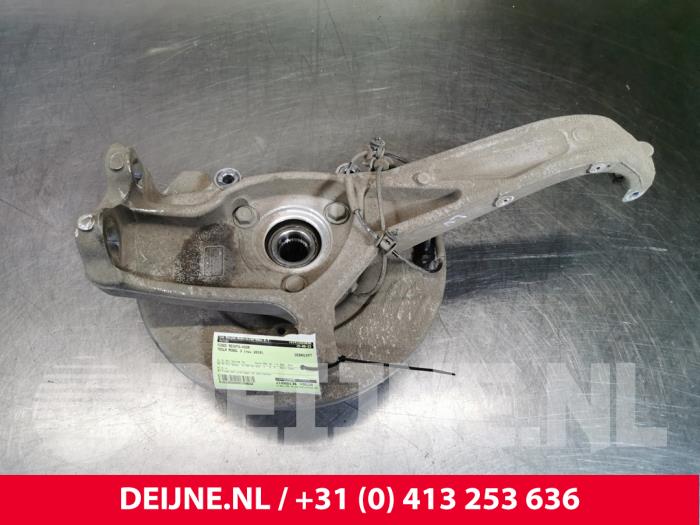 Tesla Model 3 Fusee rechts-voor O108632