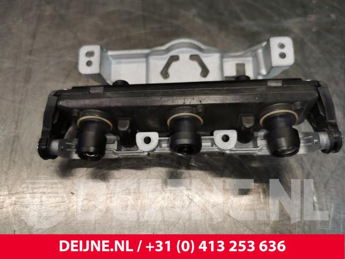 Tesla Model 3 Kamera Vorderseite O108638