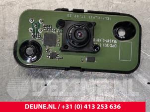 Gebruikte Camera voorzijde Tesla Model 3 Long Range AWD 75 kWh Prijs € 84,70 Inclusief btw aangeboden door van Deijne Onderdelen Uden B.V.
