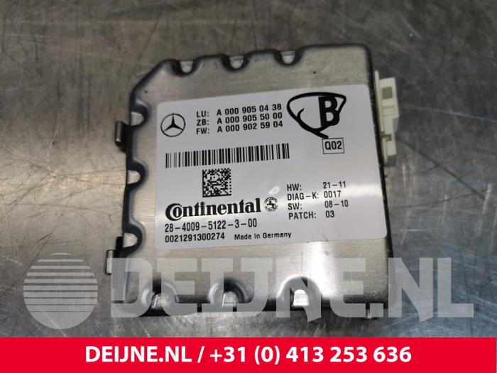 Mercedes ML-Klasse Camera voorzijde O108655