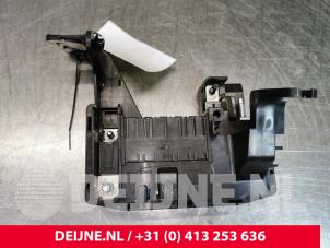 Mercedes ML-Klasse Fuse box O108670 photo 3