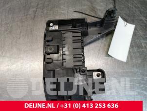 Mercedes ML-Klasse Fuse box O108670 photo 2